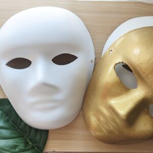COPY - 6x Unpainted full-face masks BNIP  DIY unfinished